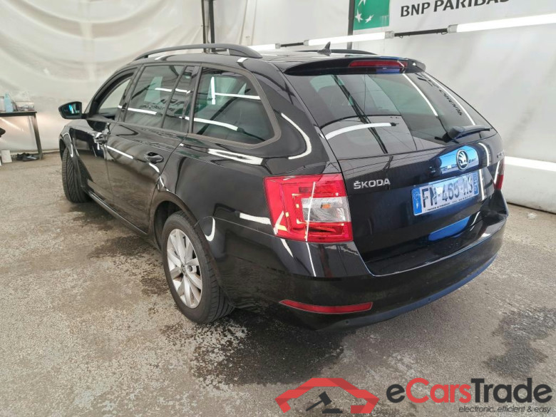 SKODA Octavia Combi / 2017 / 5P / Break 2.0 TDI SCR 150 DSG7 Business #2