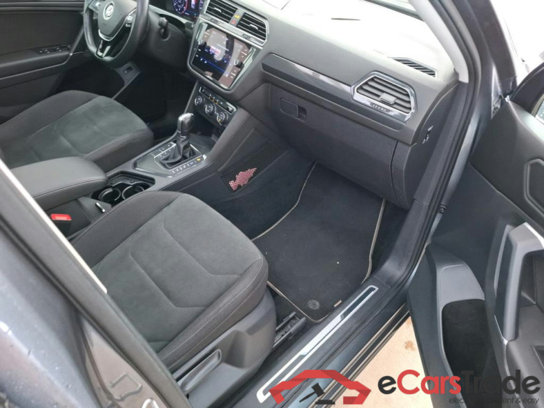 VOLKSWAGEN Tiguan Allspace 5p SUV 20 TDI 150 DSG7 Carat #6