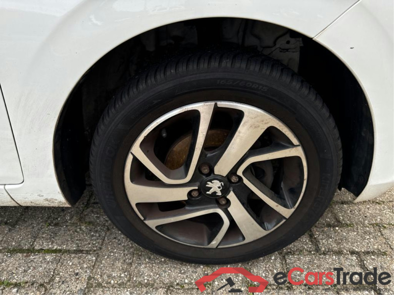 PEUGEOT 108 53 kW #6