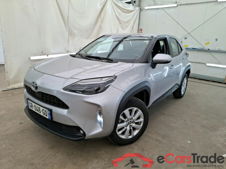 TOYOTA Yaris Cross Hybride / 2021 / 5P / SUV 1.5 HYBRID 116H DYNAMIC BUSINESS BEY AWD #1