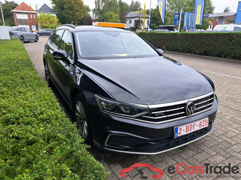 VOLKSWAGEN PASSAT VARIANT GTE - 2020 1.4 TSI PHEV GTE Business DSG #5