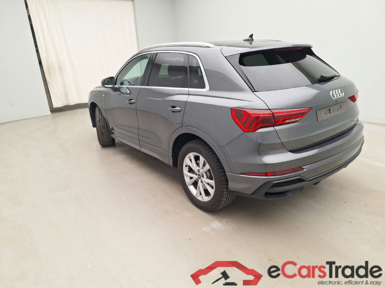 Audi, Q3 '18 PHEV, Q3 45 TFSie PHEV 180kW SL.Str. #3