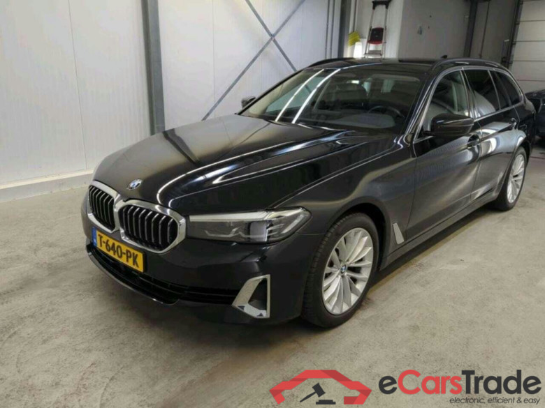 BMW 5-serie Touring 520i Bns Edit.+ #1
