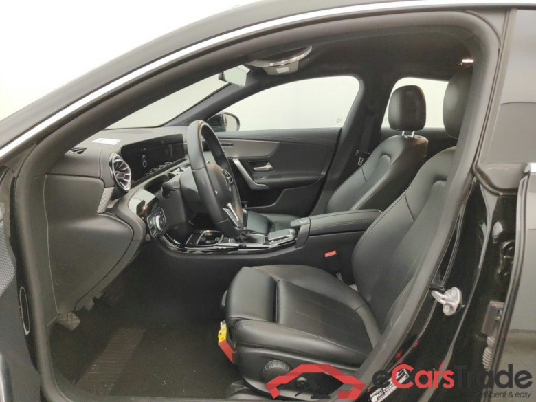 Mercedes-Benz CLA Shooting Brake CLA 180 d Business Solution 5d #3
