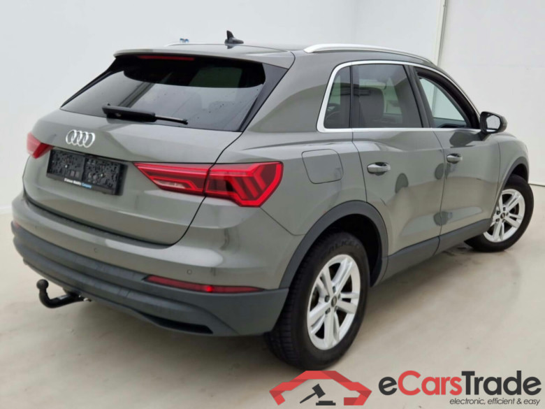 AUDI Q3 45 TFSI E S-TRONIC #2