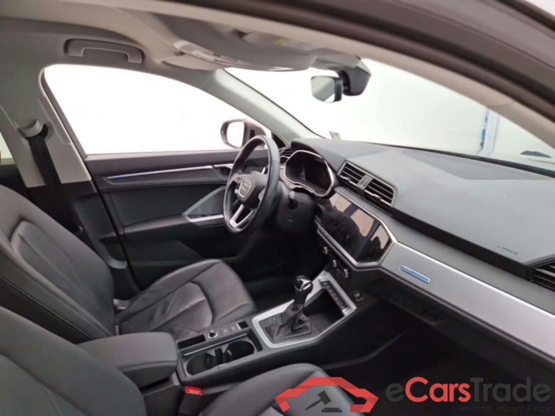 AUDI Q3 45 TFSI E S-TRONIC #3
