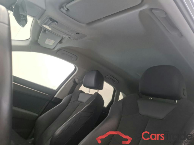 AUDI Q3 / 2018 / 5P / SUV 35 TFSI 150 MHEV S TRONIC DESIGN LUXE #6