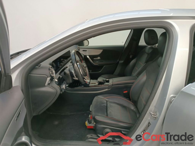Mercedes-Benz A-Klasse Limousine A 180d Business Solution Aut. 4d #3