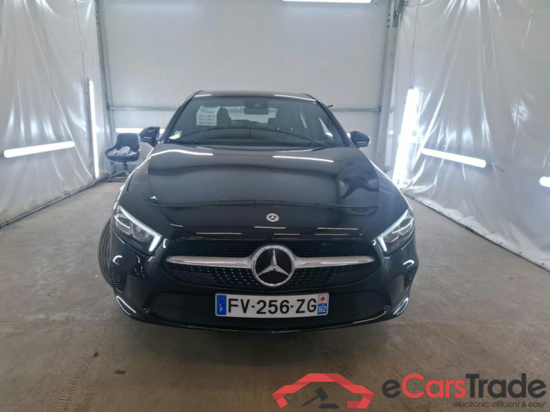 MERCEDES-BENZ Classe A Compact / 2018 / 5P / Berline A 250 e Business Line 8G-DCT #1