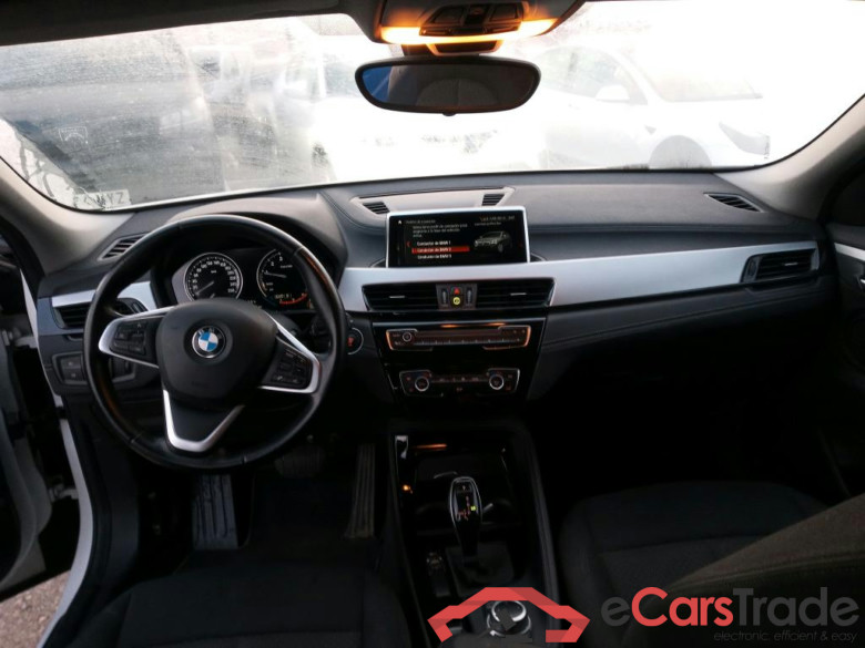 BMW X2 / 2017 / 5P / todoterreno sDrive18i (CX) #3
